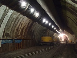 トンネル工事現場1